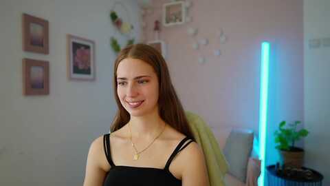 naomi_woods18 @ myfreecams on 20240118