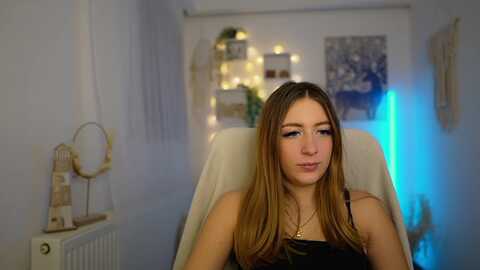 tina_nappi18 @ myfreecams on 20240118