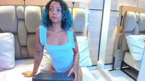 tutti_petite @ myfreecams on 20240118
