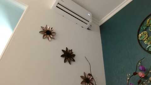 bonnie_benet @ myfreecams on 20240119