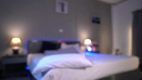 cute__foxy @ myfreecams on 20240119