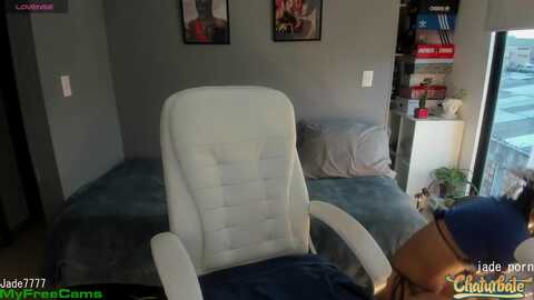 jade7777 @ myfreecams on 20240119