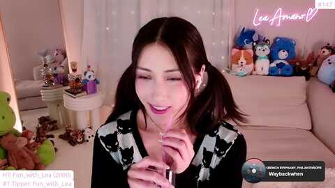 lea_amano @ myfreecams on 20240119