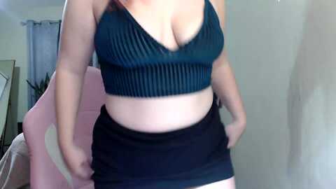 leah_maeve @ myfreecams on 20240119