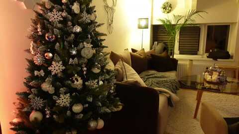 maddie @ myfreecams on 20240119