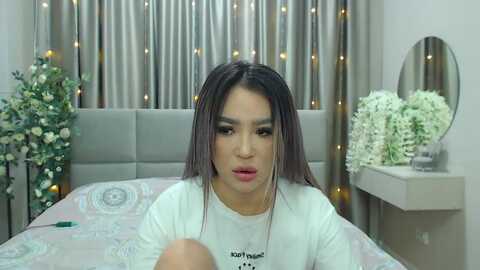 mirakyong @ myfreecams on 20240119