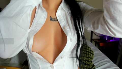 molywatson @ myfreecams on 20240119