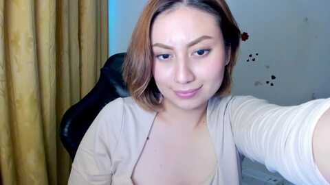 anna_wayne @ myfreecams on 20240120