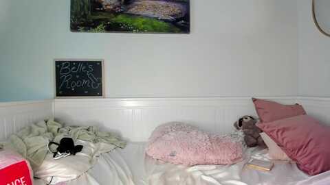 belphoebe @ myfreecams on 20240120