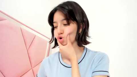 cherrycute666 @ myfreecams on 20240120