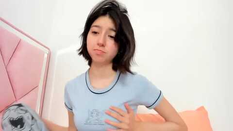 cherrycute666 @ myfreecams on 20240120