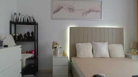 hrystina_ @ myfreecams on 20240120