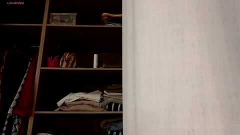 imkeira @ myfreecams on 20240120