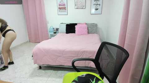 lucianamontex @ myfreecams on 20240120