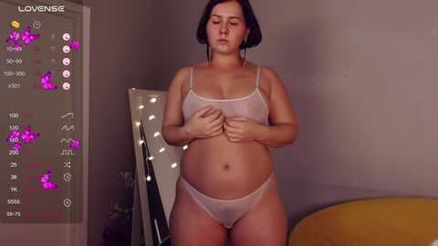 missshymira @ myfreecams on 20240120