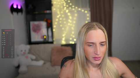 nicoletteshea @ myfreecams on 20240121