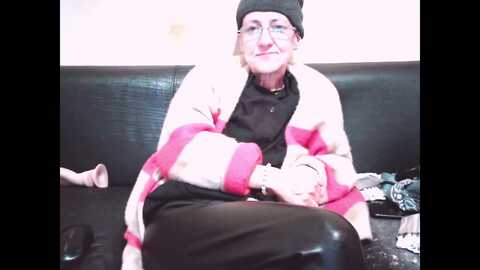 sexygeny @ myfreecams on 20240121