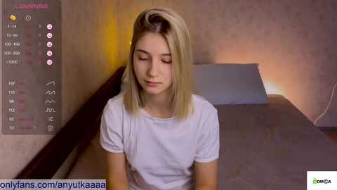 a_n_n_a_a @ myfreecams on 20240122