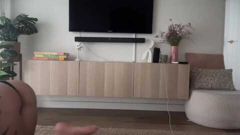 alt_aussie @ myfreecams on 20240122