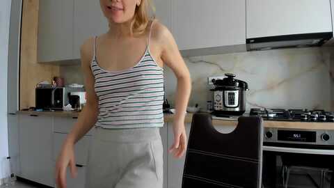 debbypaige @ myfreecams on 20240122