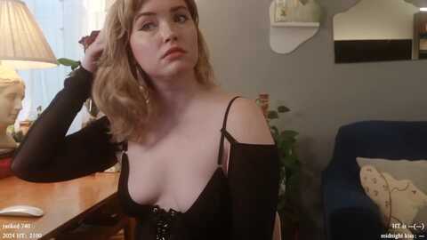 femme @ myfreecams on 20240122