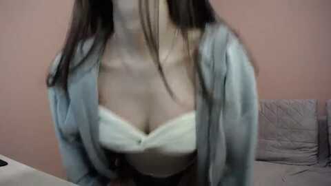 lea_lexis @ myfreecams on 20240122