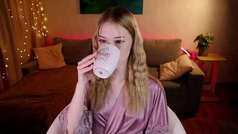 litl_mia @ myfreecams on 20240122