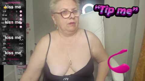 sexylynette4u @ myfreecams on 20240122