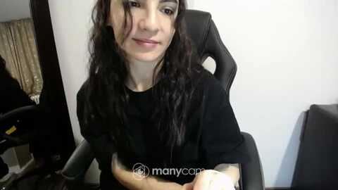 sophie__oz @ myfreecams on 20240122