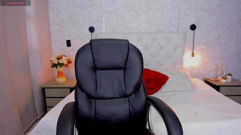 hanna_milano @ myfreecams on 20240123