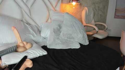 kyle2050 @ myfreecams on 20240123