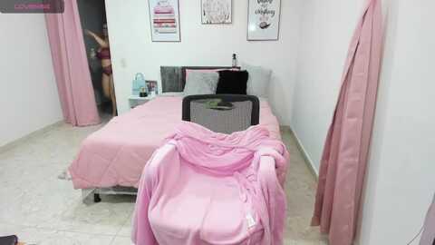 lucianamontex @ myfreecams on 20240123