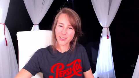 olivia @ myfreecams on 20240123
