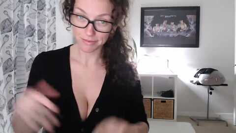 sarah_stark @ myfreecams on 20240123