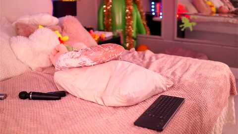 haileycole @ myfreecams on 20240124