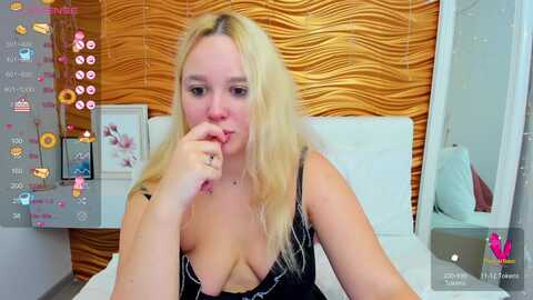 lisafalls @ myfreecams on 20240124