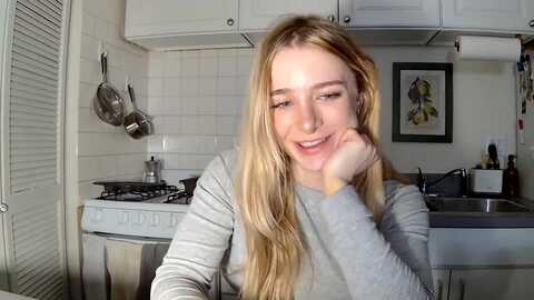 nightsky @ myfreecams on 20240124