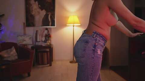 allie_synn @ myfreecams on 20240125