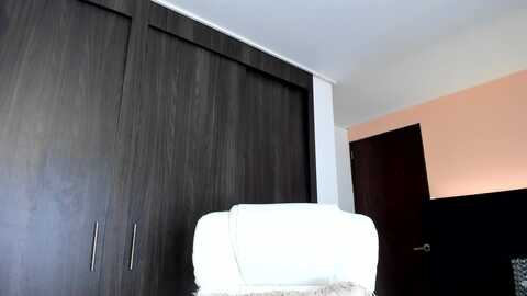 martina_brown @ myfreecams on 20240125