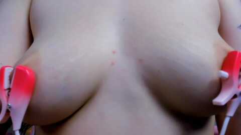 milly_saint @ myfreecams on 20240125