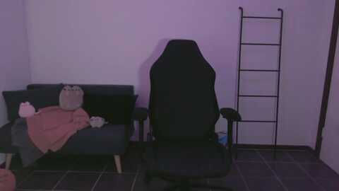 roomtoavoid @ myfreecams on 20240125