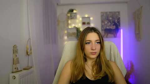 tina_nappi18 @ myfreecams on 20240125