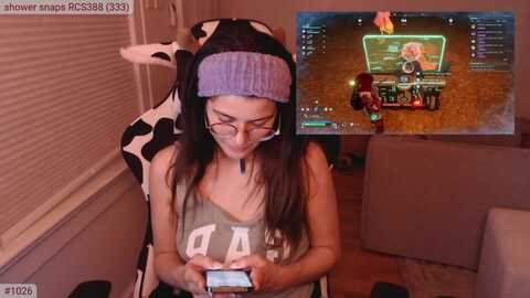akewyear @ myfreecams on 20240126