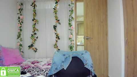 floweroflion @ myfreecams on 20240126