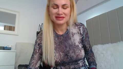 hrystina_ @ myfreecams on 20240126