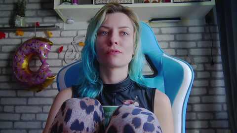 karoline121 @ myfreecams on 20240126