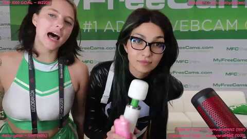 mollymeowz @ myfreecams on 20240126