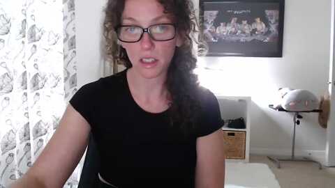 sarah_stark @ myfreecams on 20240126