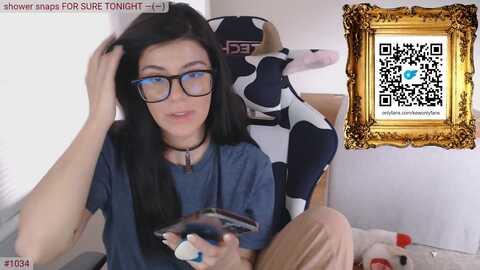 akewyear @ myfreecams on 20240127