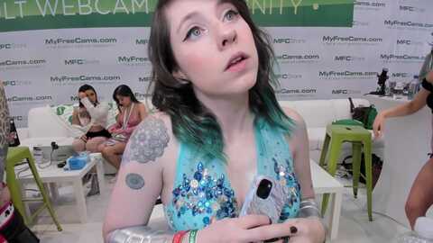 aphiademieux @ myfreecams on 20240127